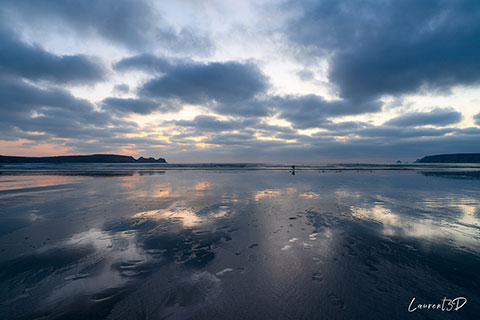 Coucher de soleil sur la plage de Kerziguénou, presqu’île de Crozon