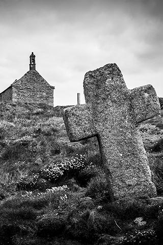 Croix et chapelle Saint-Samson à Landunvez