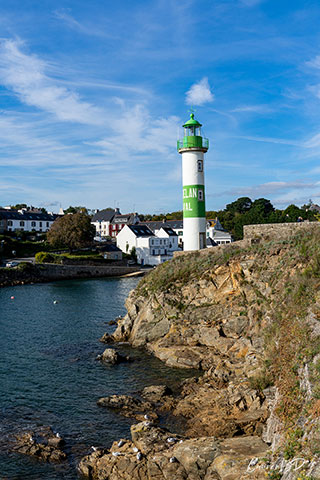 Phare aval de Doëlan à Clohars-Carnoët